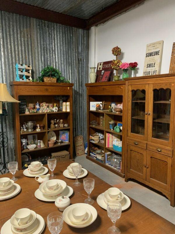 1 SMALLS LIVIN IN AN ANTIQUE PARADISE & VINTAGE EXPLOSION ESTATE SALE