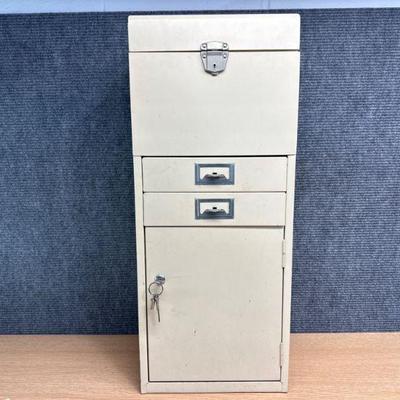 Locking Cabinet with Key 