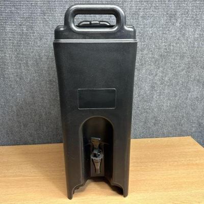 Cambro 4.75 Gallon Hot or Cold Beverage Dispenser 