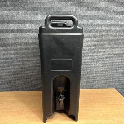 Cambro 4.75 Gallon Hot or Cold Beverage Dispenser 