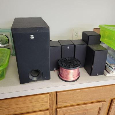 speaker, stereo