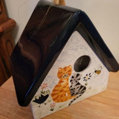 Ceramic cat bird house