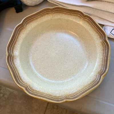 more Mikasa dishes
