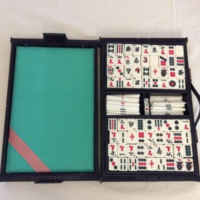 MCT046 Vintage Sanwa Mahjong Set