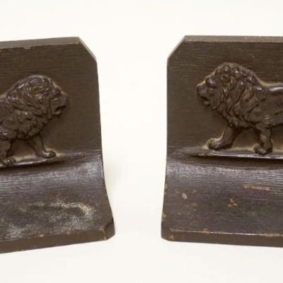 1147	CAST BRASS BRADLEY & HUBBARD LION BOOKENDS, APPROXIMATELY 5 IN X 4 IN HIGH
