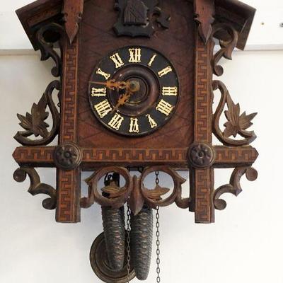 1019	ANTIQUE CUCKOO CLOCK, APPROXIMATELY 5 IN X 13 IN X 16 IN HIGH
