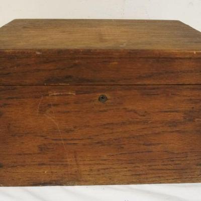 1134	ANTIQUE OAK BOX W/CONTENTS FROM A CIVIL ENGINEER, APPROXIMATELY 10 IN X 14 IN X 9 IN HIGH
