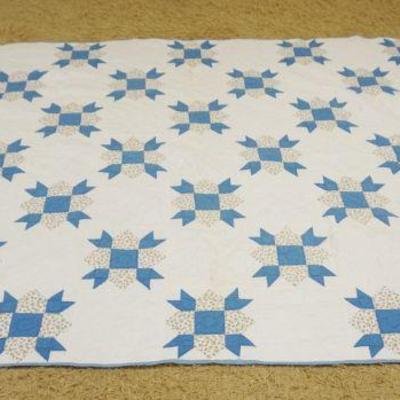 1032	HAND SEWN QUILT, WEATHER VANE PATTERNAPPROXIMATELY 7 FT 6 IN X 5 FT 9 IN
