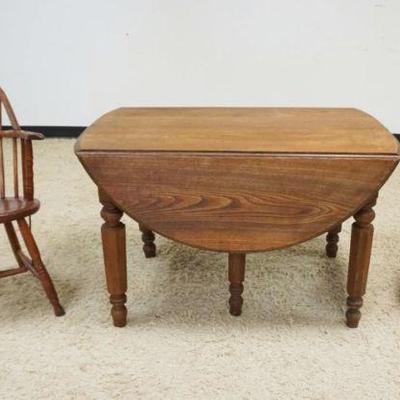 1089	COUNTRY FURNITURE LOT, OAK DROP LEAF TABLE, WINDSOR & PLANK BOTTOM CHAIRS
