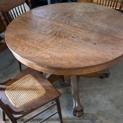 antique oak pedestal table