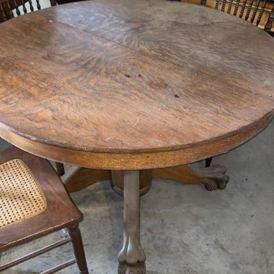 antique oak pedestal table