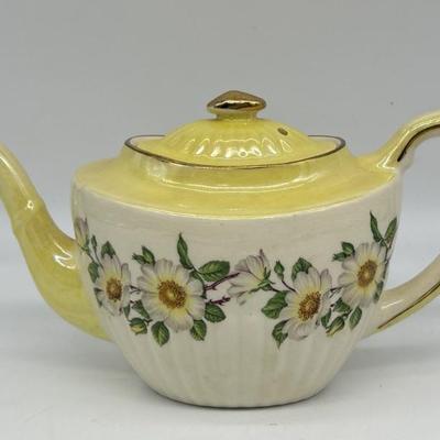 Vintage Sunny Daisy China Teapot w/ Gold Trim