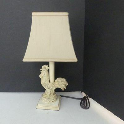 Antiqued Wooden Rooster Table Lamp