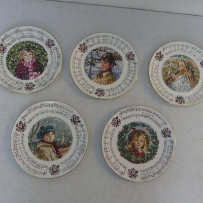 Vintage 1983-1987 Royal Doulton Christmas Carols Collection Plates - 5 in All