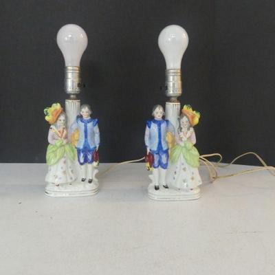 Vintage 1940s Made in Occupied Japan Pair of Porcelain Victorian Couple Figurine Lamps