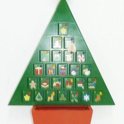 Advent tree w/box