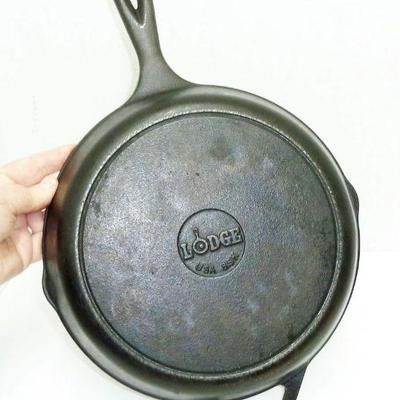 Lodge fry pan