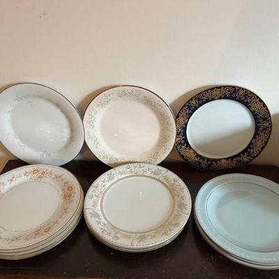 WWS038- Assorted Noritake Dinner Plates