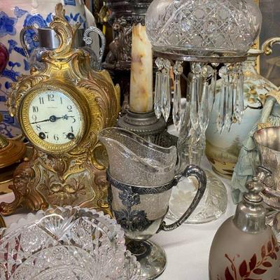 Seth Thomas Rococo style gilt mantle clock, cut crystal mushroom shade lamp, 