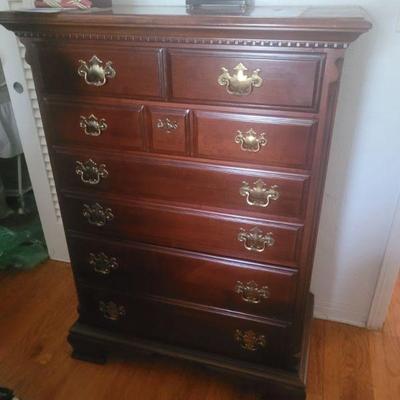 Chest of drawers that matches the dresser and bed