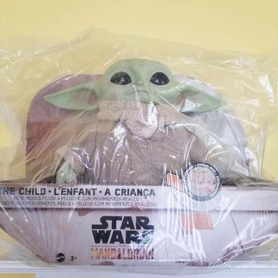 May The Force be with you! Adorable baby Yoda from Star Wars Mandalorian in original packaging