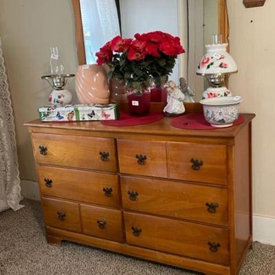 Dresser/Mirror