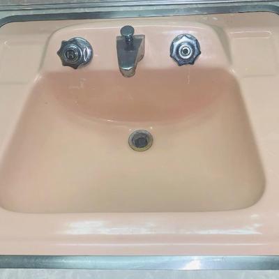 Pink Retro Sink