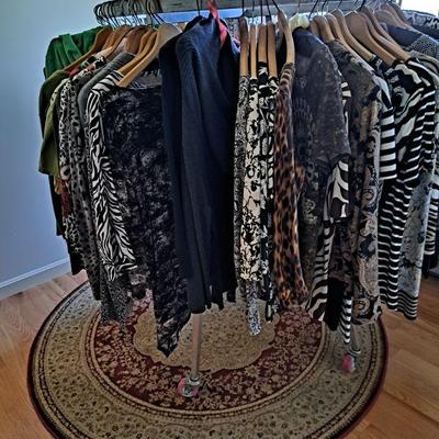 tops sized range from 2-xl and bottoms are size 12; shoes 10