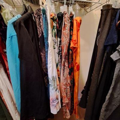 tops sized range from 2-xl and bottoms are size 12; shoes 10