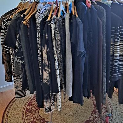 tops sized range from 2-xl and bottoms are size 12; shoes 10