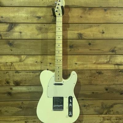 Fender Telecaster MZ4202641 Electric Guitar with hard case body has minor chips in top painting see pictures