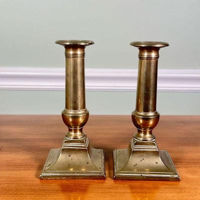 (2pc) Brass Candle Sticks |  
A pair of brass candle holders with square bases
Dimensions: h. 7 in 