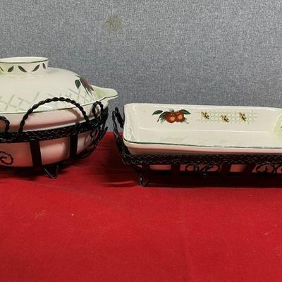Cades Creek stonware 12" Lasagna dish w/holder and vintage Cades Creek covered casserole 2 qt dish 1980s