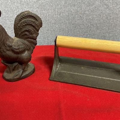 cast iron rooster & bacon press