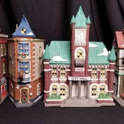 Department 56 Heritage Village Collection Christmas In The City Series #2
