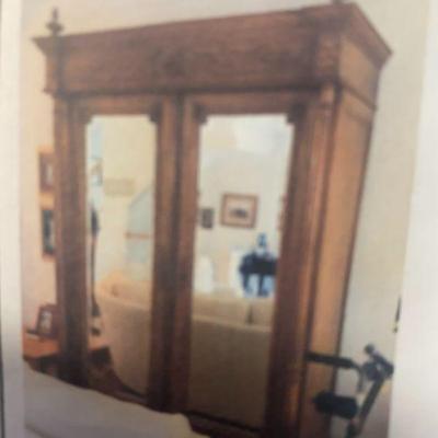 Storage armoire