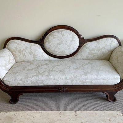 Antique Victorian mahogany transitional Renaissance Revival/Rococo Revival cameo back sofa, reupholstered in brocade, 76“ x 24“ x 38 1/2“