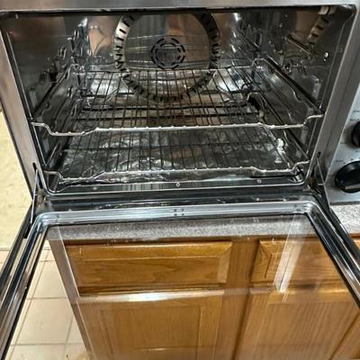 Waring Pro Convection Oven. Retails for $800 Asking $125.00
