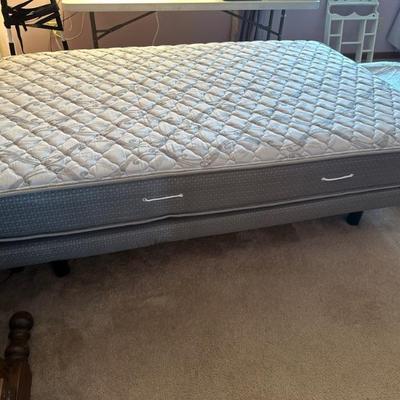 Mattress Firm Full XL Adjustable base only *Mattress not included. Retails $1100 asking $400