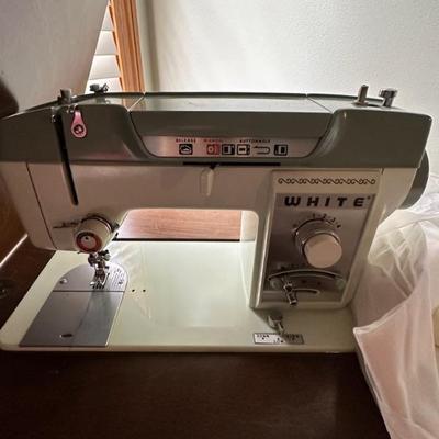 Vintage White Sewing machine with table and cover