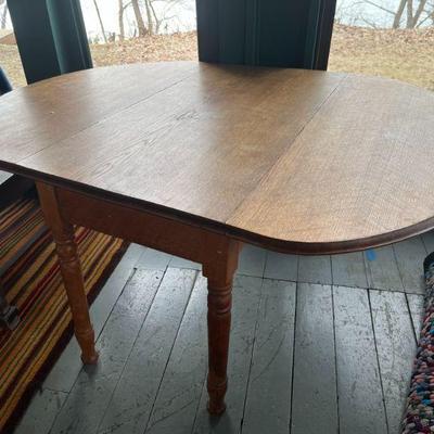 antique drop leaf table with turned legs 