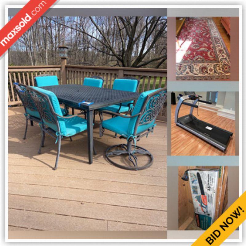 Square Moving Online Auction Apple Row