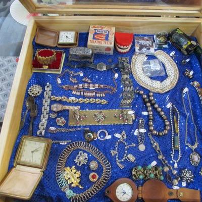 AMAZING COLLECTION OF VINTAGE JEWELRY INCLUDING HOBE' PIECES.