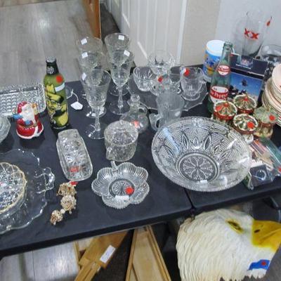 PRETTY VINTAGE GLASSWARE & HALLMARK ITEMS