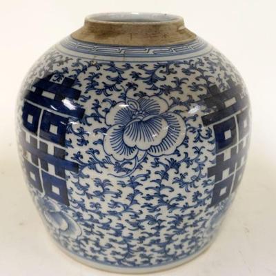 1129	ASIAN BLUE & WHITE VESSEL	ASIAN BLUE & WHITE VESSEL, APPROXIMATELY 9 1/2 IN HIGH
