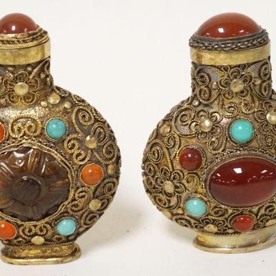 1263	2 SNUFF BOTTLES, APPROXIMATELY 2 3/4 IN HIGH
