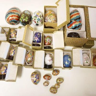 1259	LARGE LOT OF ASSORTED CLOISONNE EGGS, LARGEST APPROXIMATELY 5 IN
