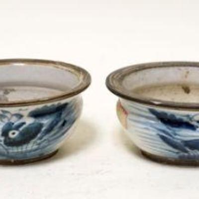 1165	GROUP OF 4 ASIAN BLUE & WHITE BOWLS	GROUP OF 4 ASIAN BLUE & WHITE BOWLS, EACH APPROXIMATELY 5 1/4 IN X 2 1/2 IN HIGH
