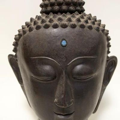 1153	LARGE BRASS ASIAN METAL HEAD	LARGE BRASS ASIAN METAL HEAD, APPROXIMATELY 17 1/2 IN HIGH
