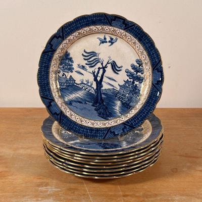 (9PC) BOOTHS WILLOW PLATES | Booths china plates in Real Old Willow pattern with blue underglaze and gilt highlights and rims
Dimensions:...